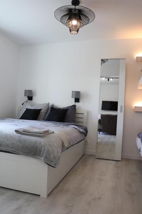 Apartament Duzy Orania Prywatny Ogrod Taras Lezaki Grill Hustawka *